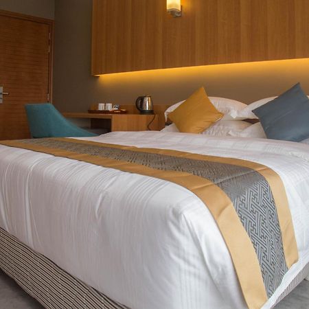 Kuredhi Beach Inn Maafushi Extérieur photo
