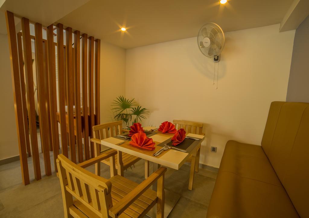 Kuredhi Beach Inn Maafushi Extérieur photo
